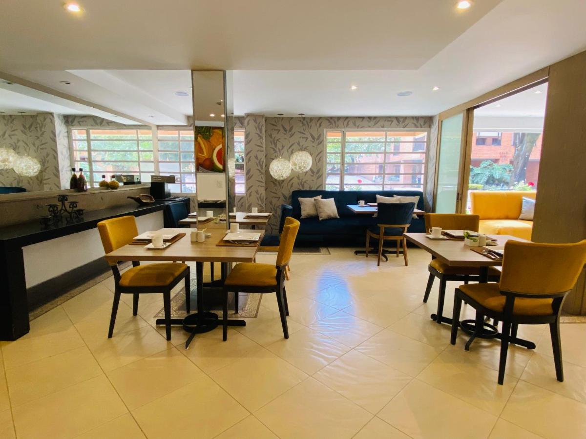Hotel Retiro 84 by MIJ Bogota Buitenkant foto